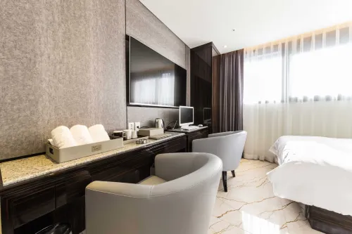 Guri Galmae Indi Present Hotel - 3-Star