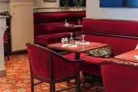 Brit Hotel le Lion d'Or Chinon - Desayuno