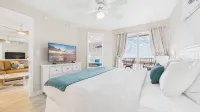 Surf Beach Treasure Island Resort - Apartments