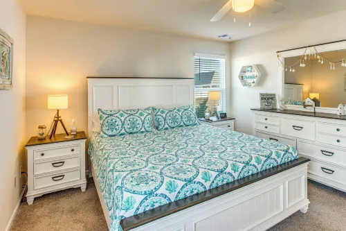 3 Mi to Holden Beach! Family Home w/ Patio - 2-Star