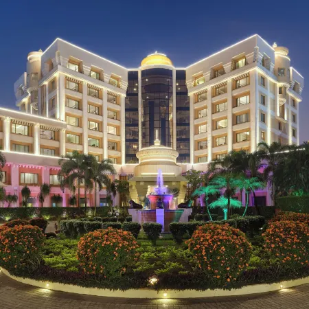 Hotel Swosti Premium Bhubaneswar Отели в г. Бхубанешвар