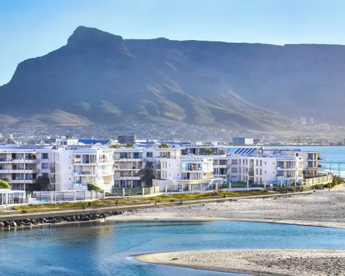 Lagoon Beach Hotel & Spa Hotels near Paddocks shopping Centre