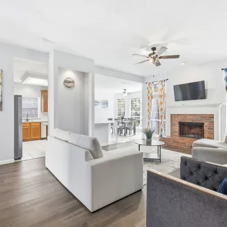 Bright & Cozy 4BR Home