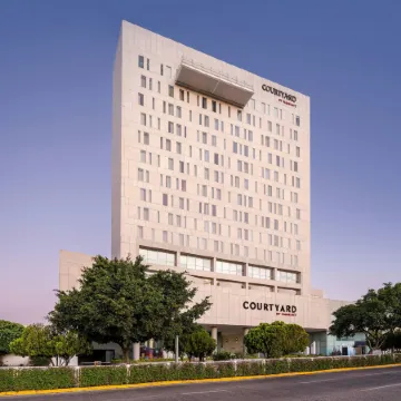 Courtyard Leon at the Poliforum