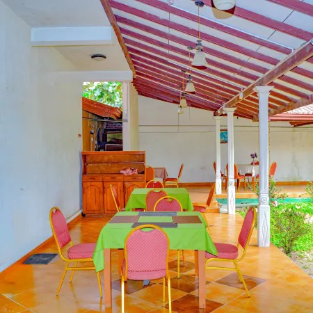 Airport Green View Resort