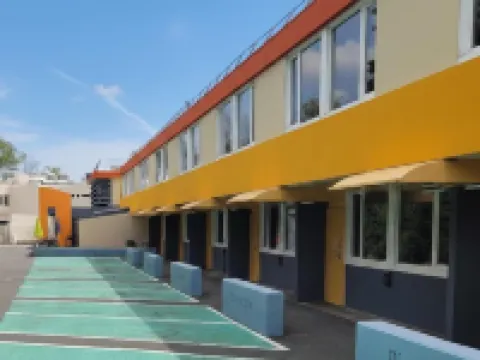 普瑞米爾克拉斯里昂北部-達迪利飯店 達迪利住宿飯店