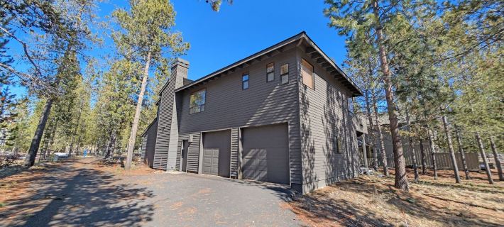 Alpine Hot Tub Retreat With Sharc Access Hotels in Sunriver