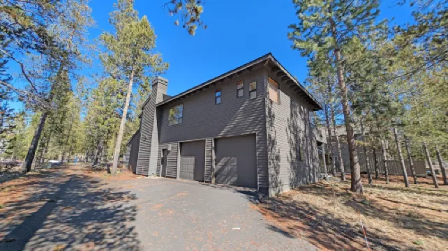 Alpine Hot Tub Retreat With Sharc Access