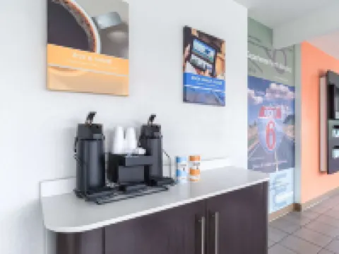 Motel 6-Long Beach, CA - International City ロングビーチのホテル