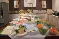 Four Points Flex by Sheraton Parma - breakfast