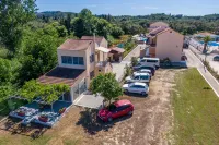 Saint Peter Bay Aparthotel - parking