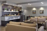 Delta Hotels Beausejour - bar