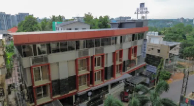 AS スイーツ ワンダーラ・アミューズメント・パーク, コチ周辺のホテル