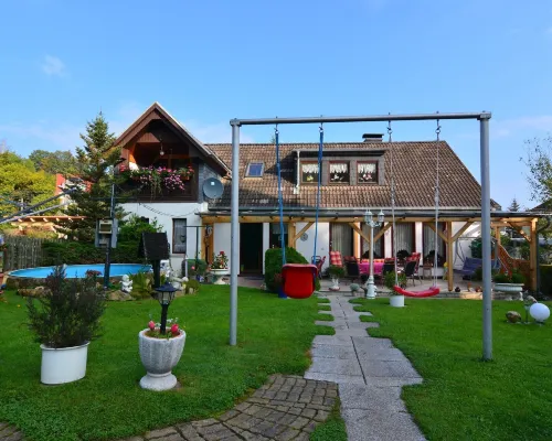 Gemutliches Ferienhaus Mit Pool in Blankenburg Hotels in Blankenburg