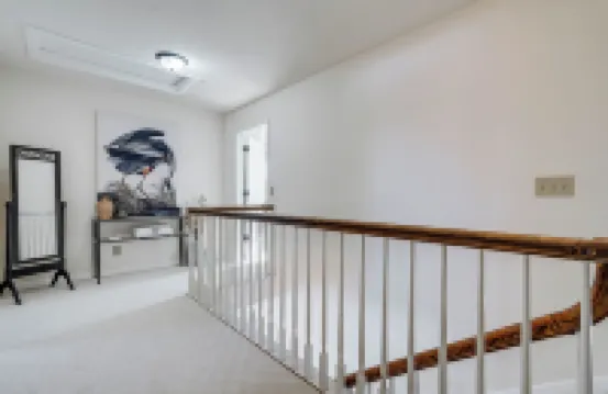 Family Fun on Lake Bemidji! Spacious Home w/ Yard