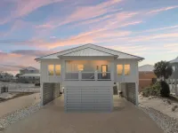 Beach House - Walking on Water by PHG - 4-Star