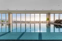 Holiday Inn 日利納 - 游泳池