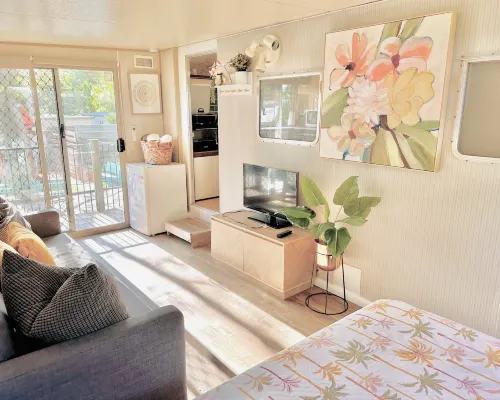 Mornington Peninsula Retro Caravans Hotels in Rye