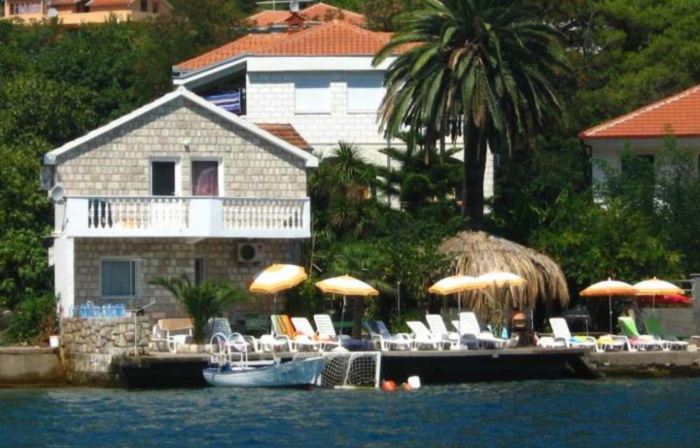 Apartments Roza