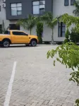 Cycad Palm Hotel - parking