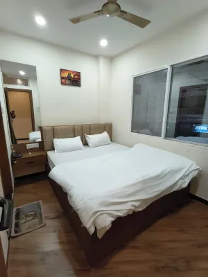 Hotel Shivaarambh Homestay