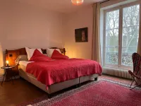 Domaine les Darbonnets - Bed and Breakfasts