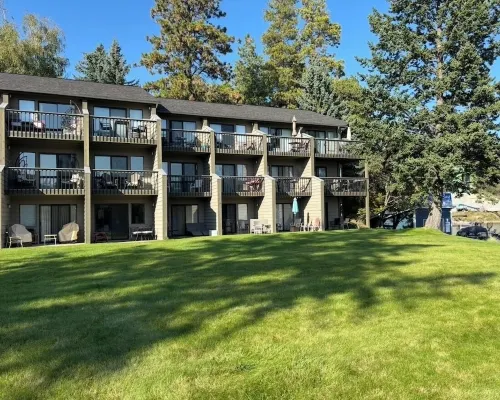 Bigfork Waterfront Condo Hotels in Bigfork