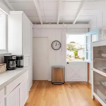Carpinteria Beach Front Bungalow