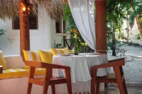 Mikasa Bacalar Hotel Boutique, Lagoon Front - breakfast