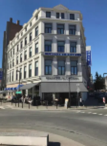 โรงแรม ดิ ยูนิเวอร์ ลีเยช โรงแรมใน