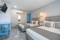 Hotel Adaz Mediterráneo