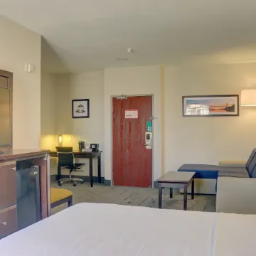 Quality Inn & Suites Roswell North