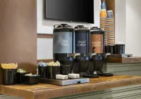 Homewood Suites by Hilton Boston Brookline-Longwood Medical - breakfast
