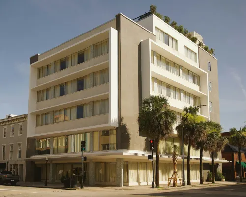 Municipal Grand Hotels near Crawford Square