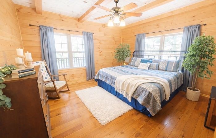 Enjoy Summer in Our Cabin While You Sit on Our Porch and Feel the Gentle Breeze.