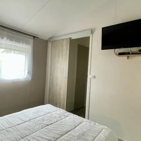 Superb Mobilhome CC379 Siblu les Charmettes