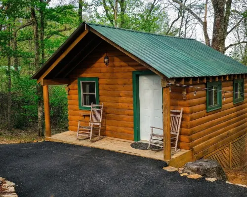 Barefoot Hills Hotels in Lumpkin County