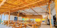 Playa de la Fuente - Hostels