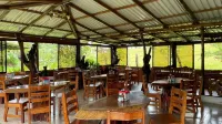 Cabañas Los Laguitos Rio Celeste