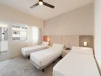Hotel RH Royal - Recommend for Adults