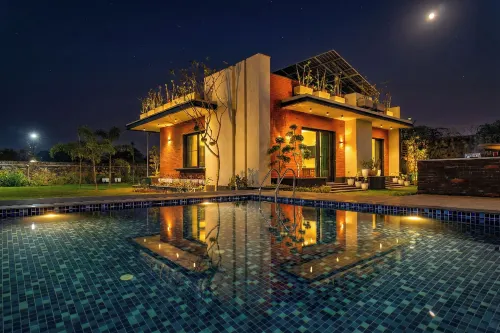 Elivaas Prassanam Vatika 2 BHK Hillside Villa with Private Pool - Private Pools