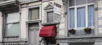 Hotel Satellite