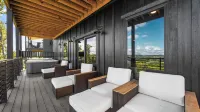 The Back Nine Retreat by AvantStay