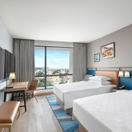 Four Points by Sheraton Chennai, Velachery Отели рядом с достопримечательностью «Гора Святого Томаса»
