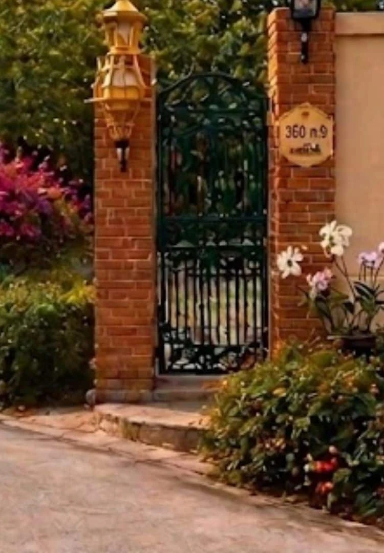 รูปภาพของบ้านเลขที่ 389 - บ้านเงียบสงบเหนือหุบเขาในเมือง