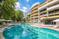 Hotel Perunika - Pools