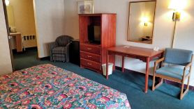 Keystone Boardwalk Inn and Suites