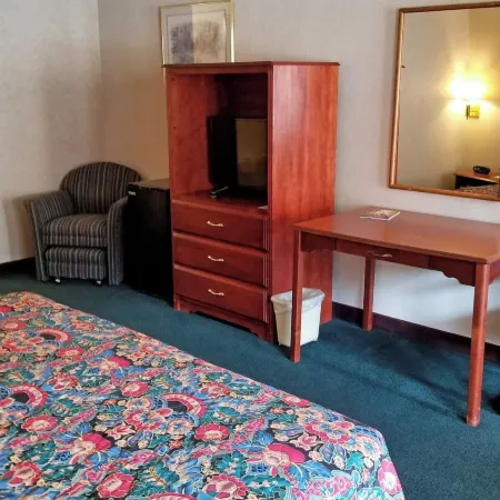 Keystone Boardwalk Inn and Suites