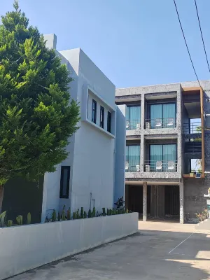 雷伊飯店 趙參蘭海灘（Chao Samran Beach）附近的飯店