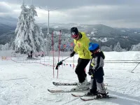 Dom z ogrodem i widokiem na góry Hotele w: Powiat suski
